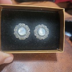 Sterling Silver Marcasite/Moonstone Flower Earrings 