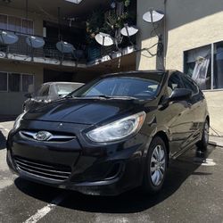 2012 Hyundai Accent