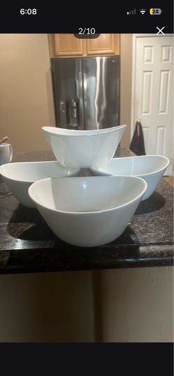 40oz -pack of 4 Procelin serving large bowelfor pasta salad soup -8 inch long