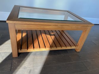 Ethan Allen Wood Coffee Table With Glass Top