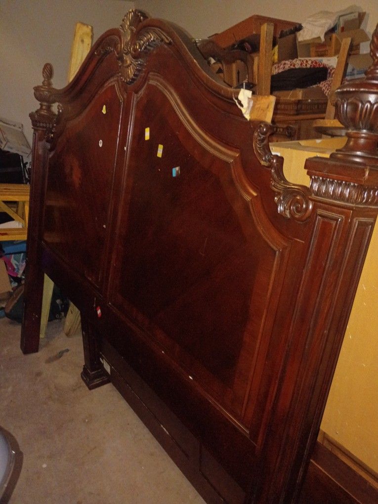 King Sized Bed With Mattresses. Still Good Condition. 