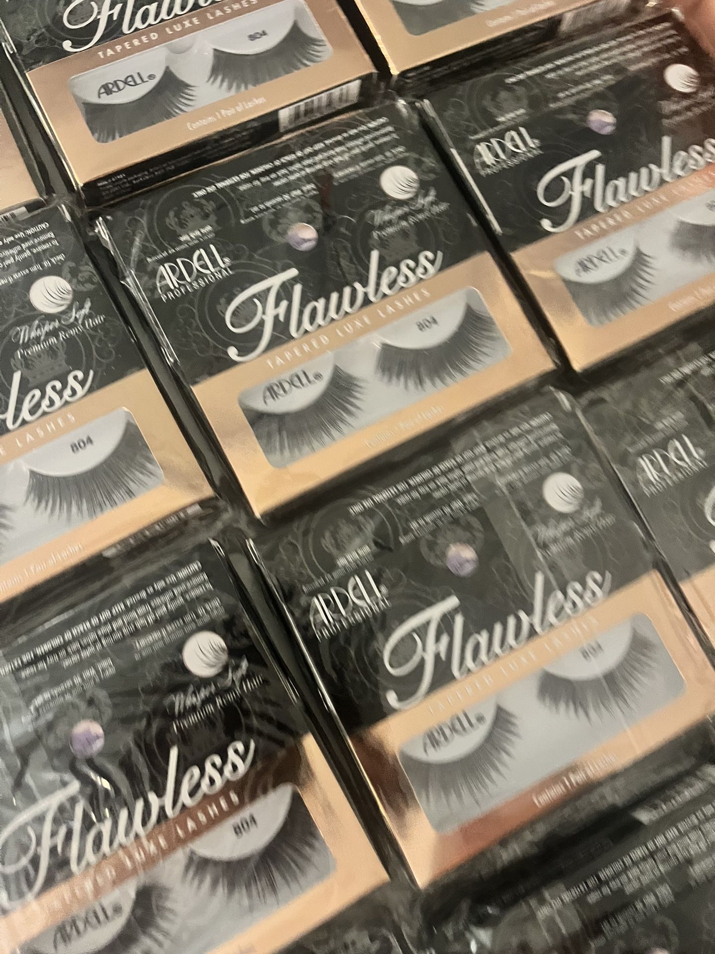 Lashes/makeup