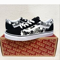 Vans Multiple Sizes Read Entire Description 