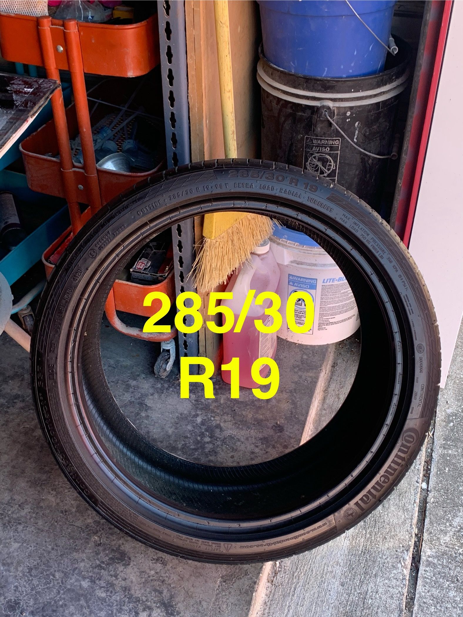 1 Used Tire Continental Contisport Contact 5P SSR 285/30R19. About 66%Tread.