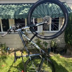 Specialized Hard tail Mountain Bike