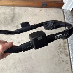 Nuna ring Adapter For Pipa Car seat. Used. Works. 