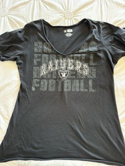 1x Women’s Raiders Tshirt
