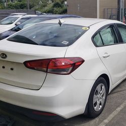 2018 Kia Forte Parts Or Repairable  CLEAN TITLE