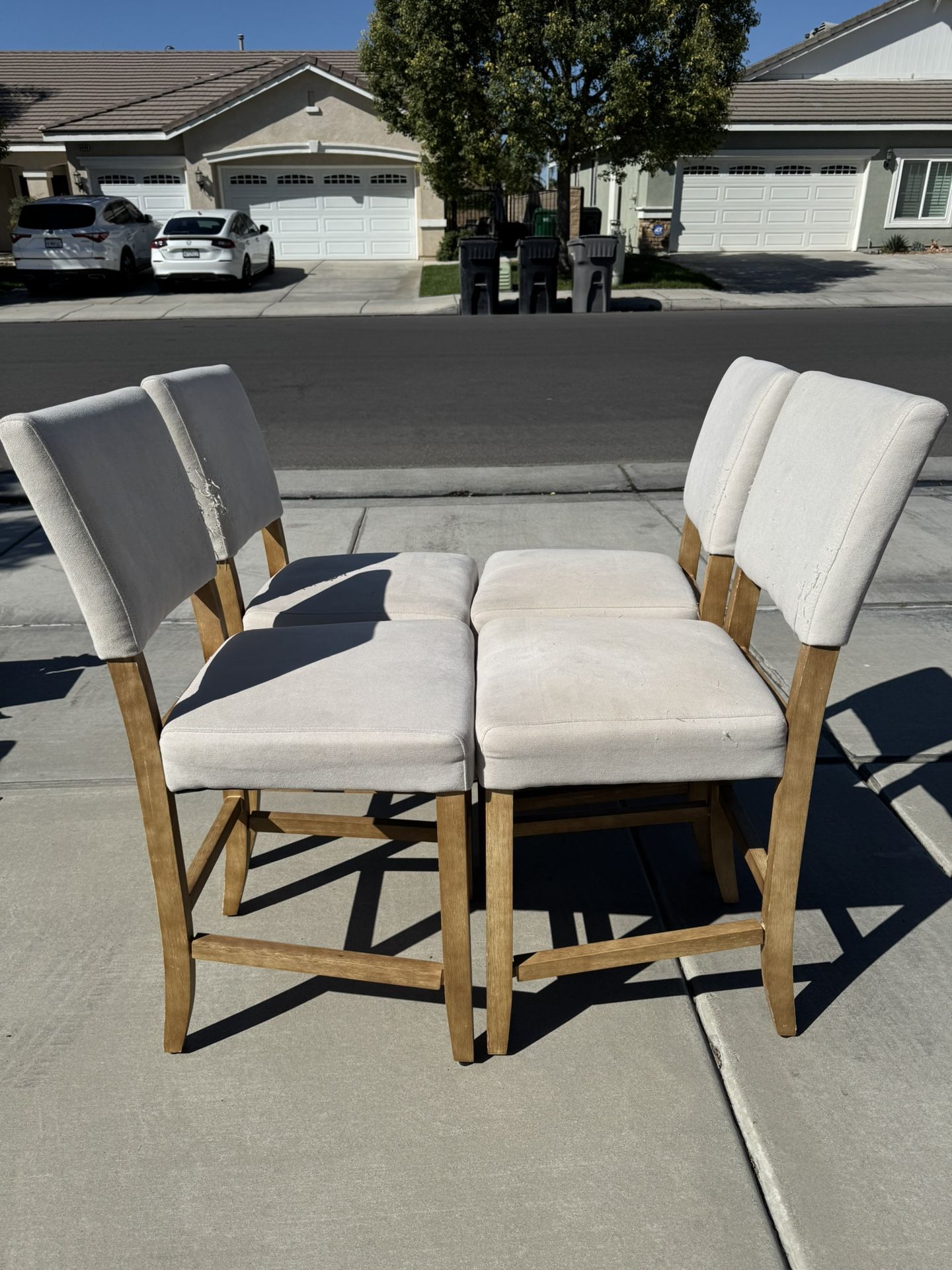 4 Dining Rm Chairs 