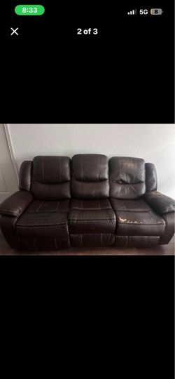 3 seat sofa with flip down for cup holder