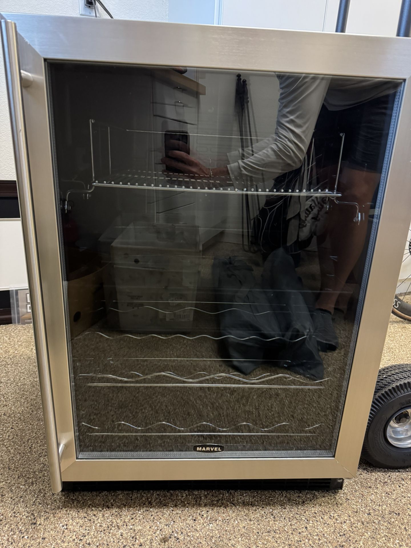 Marvel 24 Inch Wine Fridge / Beverage Cooler (Circa ~2005)