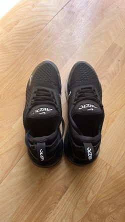 Women’s Nike air 270 size 7