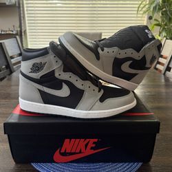 Air Jordan 1 Shadow