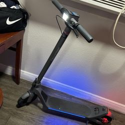 Phantom GOGO Scooter