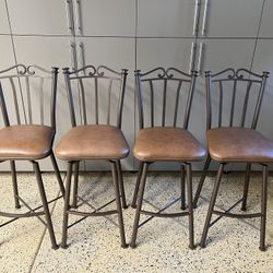 Set Of 4 Beautiful Bar Stools