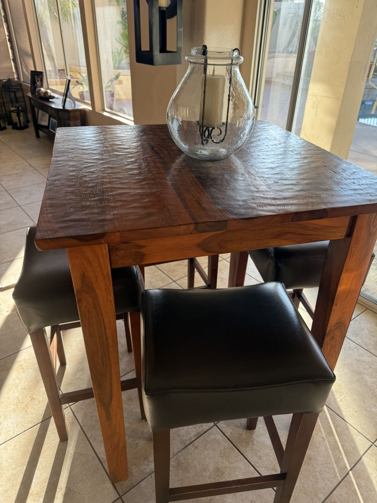Mango Wood Pub Table With 4 Stools