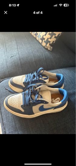 NIKES  6.5