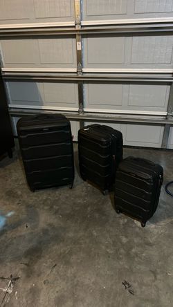 Luggage set
