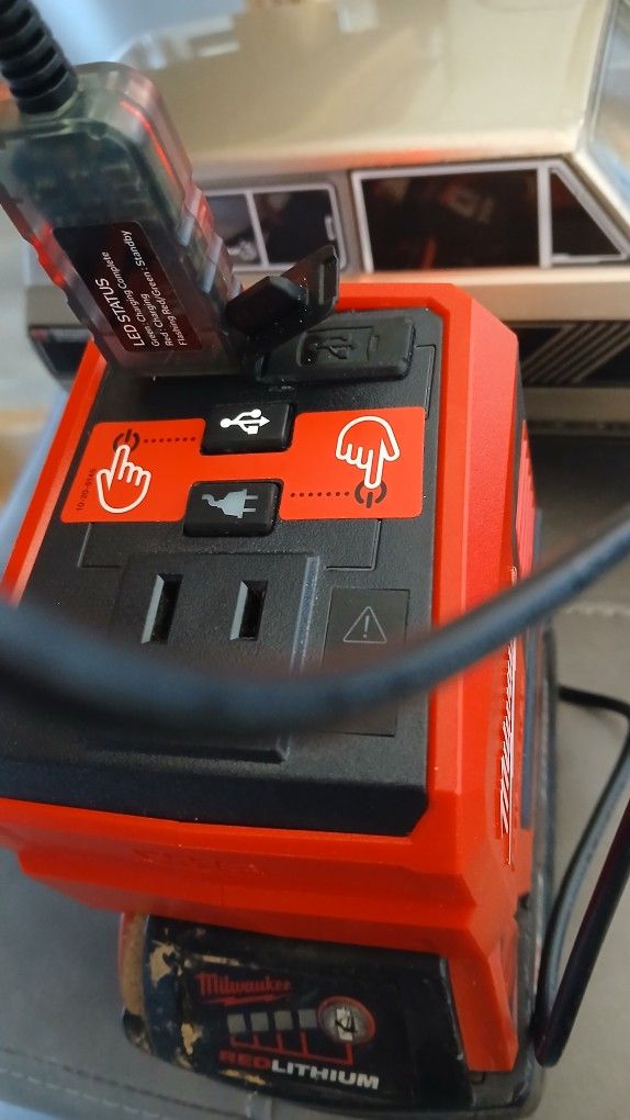 Milwaukee M18 Top Off Power Supply Tool Only Power Inverter