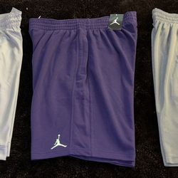 Mens Basketball Jordan Shorts -size 2xl  $70