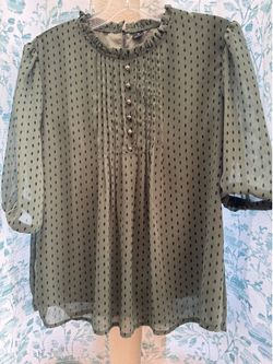 Women top
