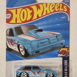 HOT WHEELS.  DRAG RACERS. 1976 CHEVY CHEVETTE. 