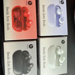BEATS SOLO BUDS