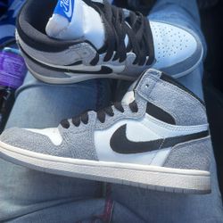 Air Jordan Retro 1 High OG Casual Shoes