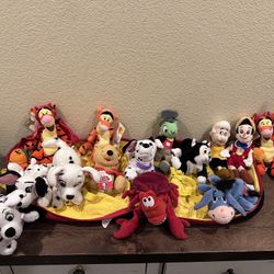 Disney Characters With Backpack 