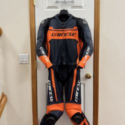 Dainese Mistel 2 Piece Leather Suit (Size 50)