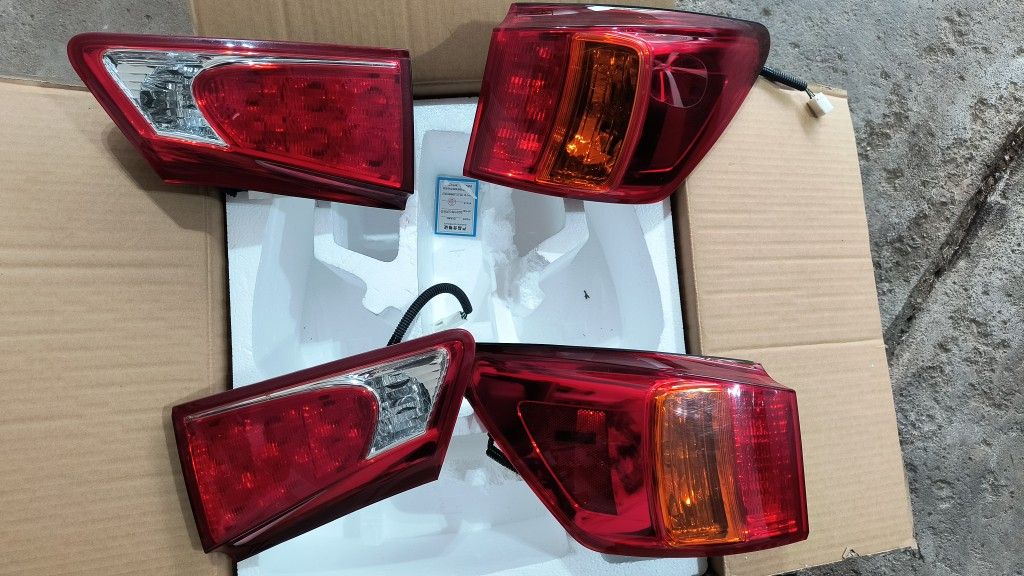lexus is250/tail light assembly for Lexus is250/350