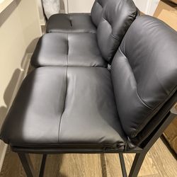 Set of 4 Modern Bar Stools – Black – used less than 2 months