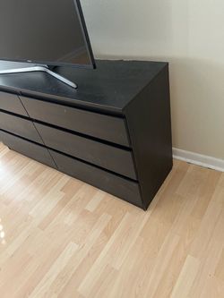 Black 6-Drawer Dresser