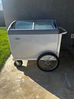 Ice cream cart