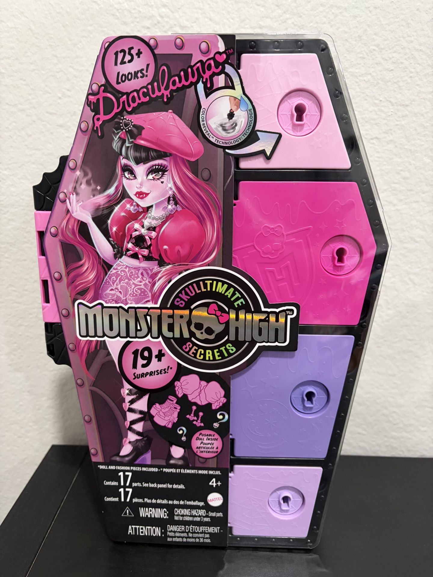 Mattel Monster High Skulltimate Secrets Draculaura SS1 First Wave G3 Doll