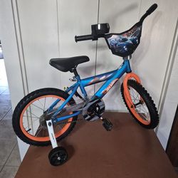 Dynacraft Hot Wheels 16 Inch Boys BMX Bike