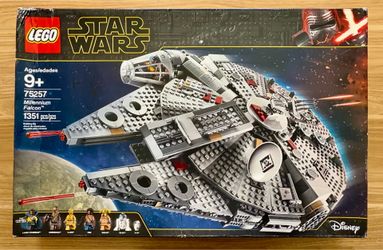LEGO Star Wars 75257 Millennium Falcon