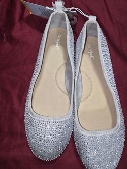 Girl shoes flats