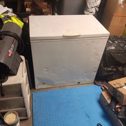 Chest Freezer 
