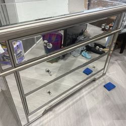 Mirror Dresser 