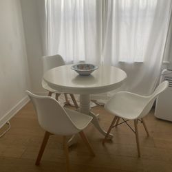 White Dining Table & Chairs