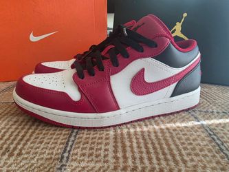 Jordan 1 low 9.5
