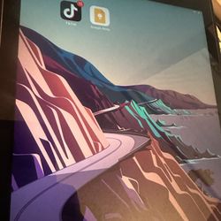 Vendo tablet con TIKTOK instalado en perfectas condiciones cómo nuevo poco uso solo interesado