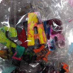 Cute Melted Crayon Party Packs

