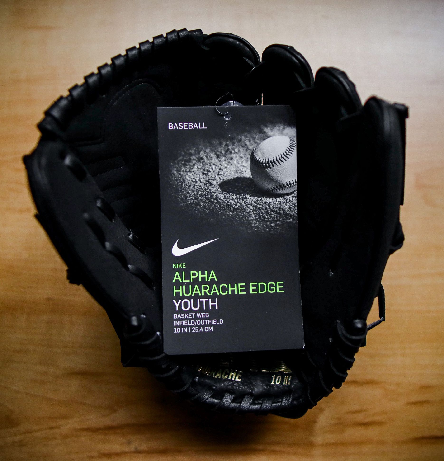 Nike Alpha Huarache Edge Black Gold Baseball Glove CT1338-049 Youth Size 10” NEW