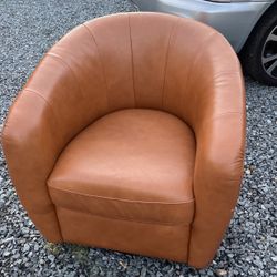 Leather Swivel Chair