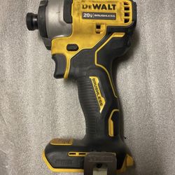 DeWalt DCF809