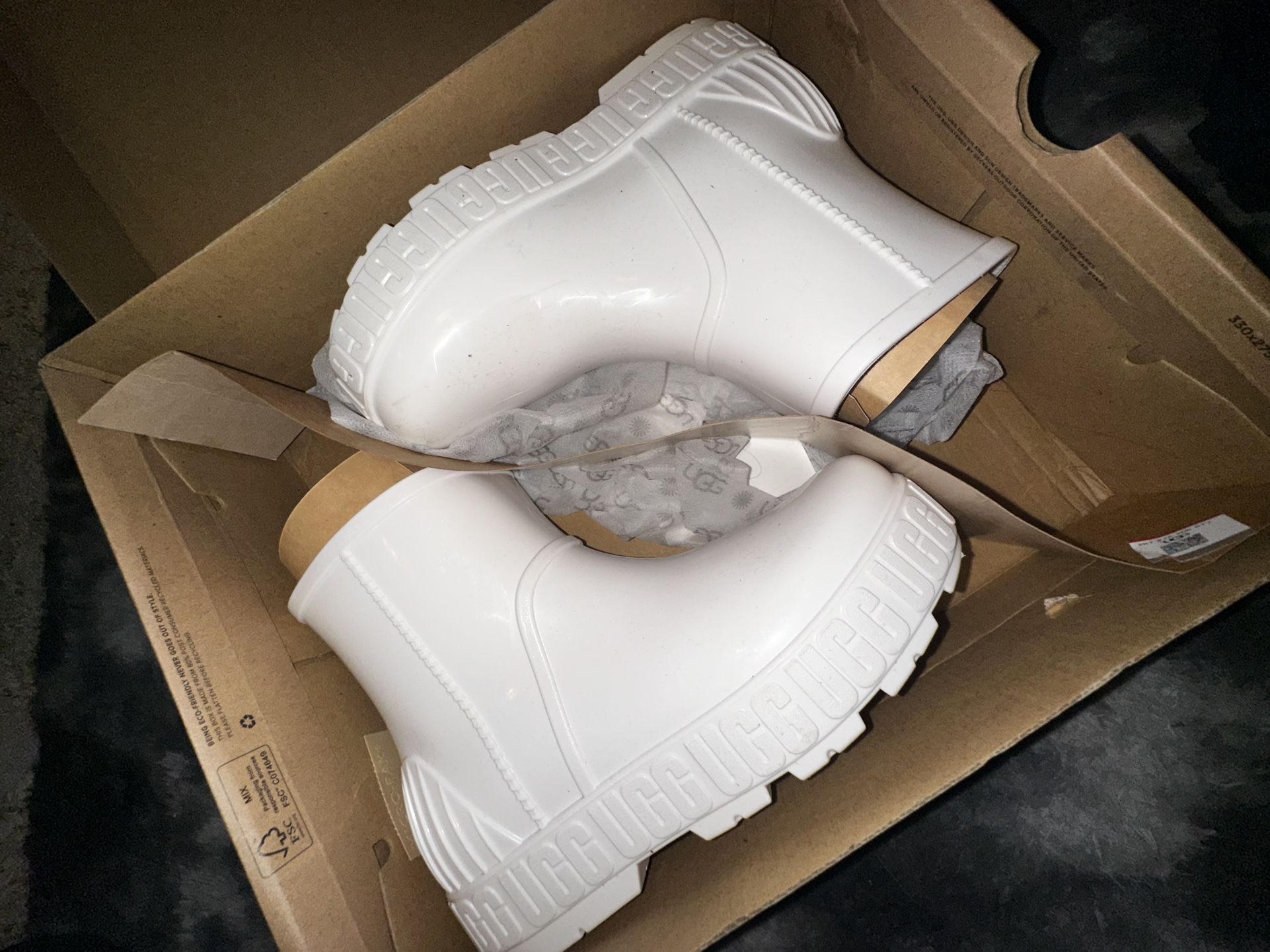 UGG Drizlita Rain Boots
