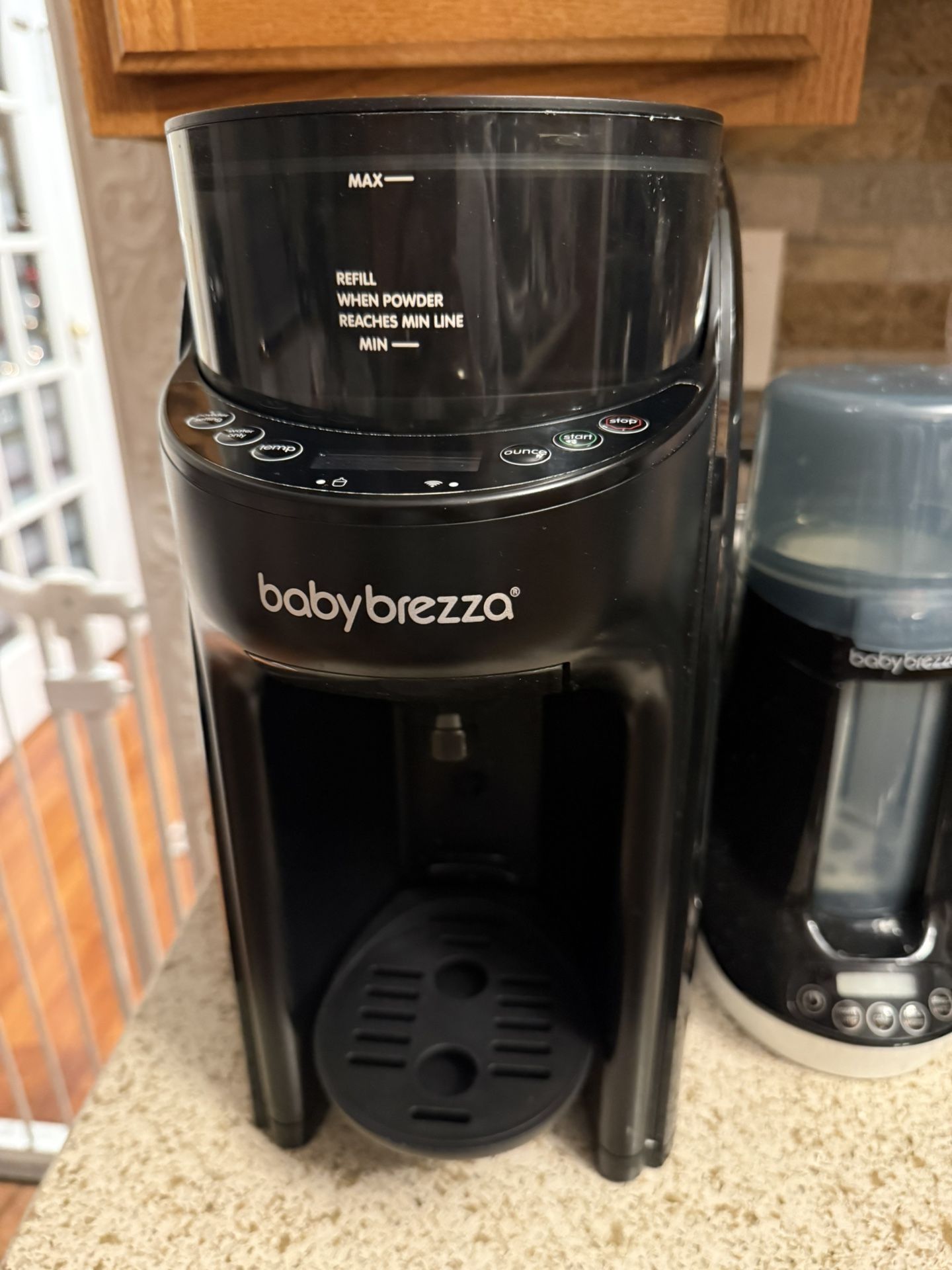 Baby Brezza Advanced Formula Pro