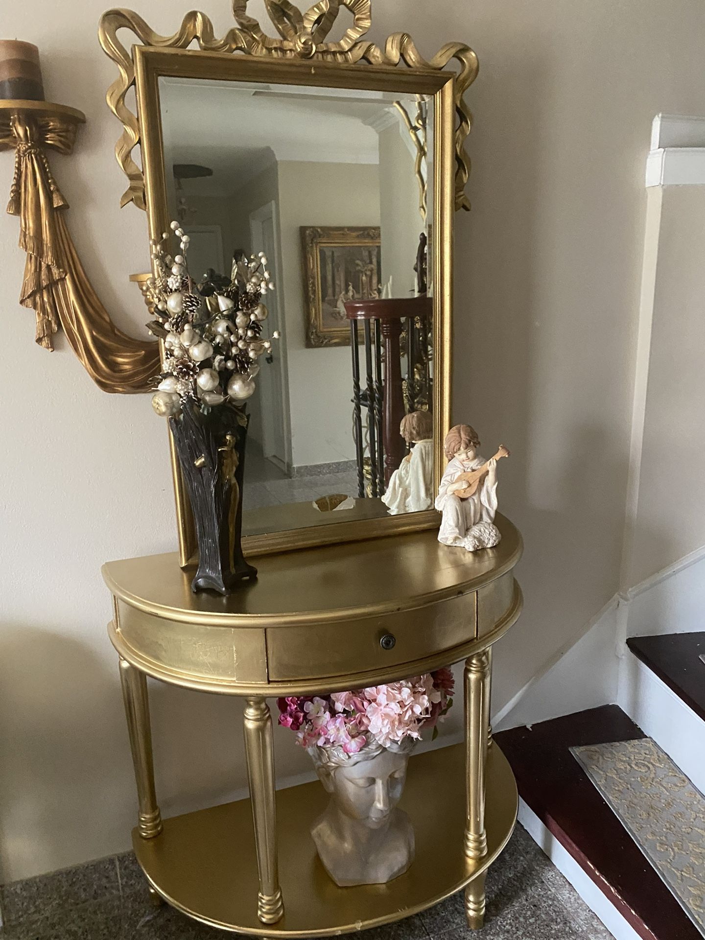 Very Beautiful Gorgeous Console with the Mirror